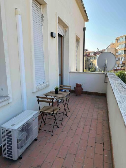 Casa Peroni Apartment ลีวอร์โน ภายนอก รูปภาพ